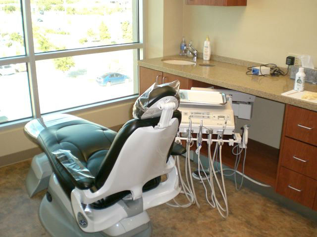 Interior photo: Frisco TX Endodontics examination room